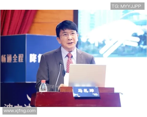 关于本赛季冠军归属的多方观点与分析探讨