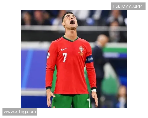 拜仁慕尼黑重磅引援：C罗加盟引爆足坛