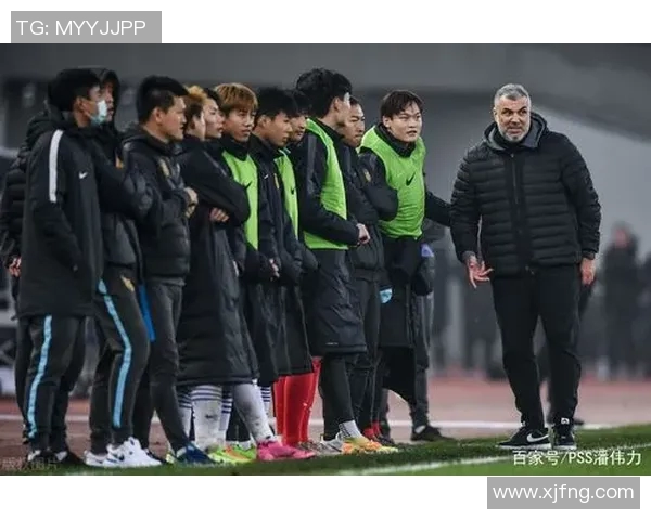 李铁执教苏宁被停职,中超冠军球队寻找新主帅进行调整 李铁执教苏宁被停职,中超冠军球队寻找新主帅进行调整